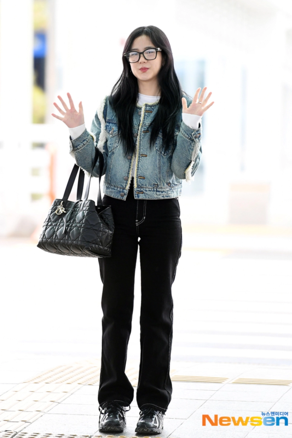 2bec33686c40f5079aa1e5eec3daa19f_1743301713_0841.webp
